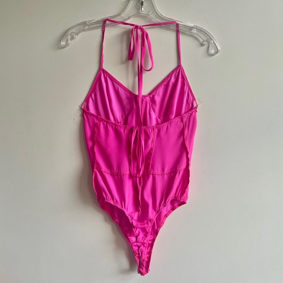 Wendelborn fuscha pink halter neck inside out bodysuit top - Picture 5 of 5